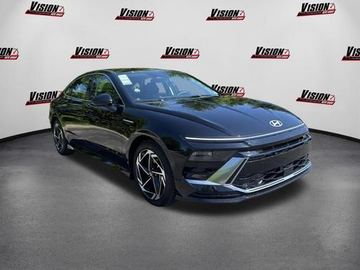 Abyss Black 2026 Hyundai SONATA SEL