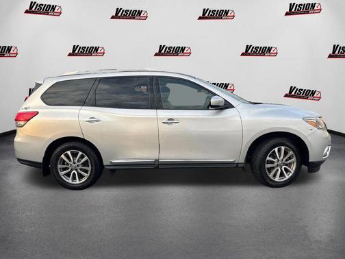 2014 Nissan Pathfinder SL