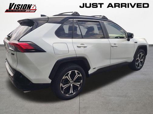 Wind Chill Pearl/Midnight Black Metallic 2023 Toyota RAV4 Prime XSE
