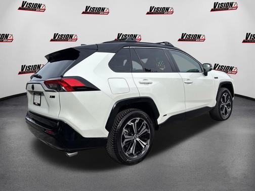 Wind Chill Pearl/Midnight Black Metallic 2023 Toyota RAV4 Prime XSE