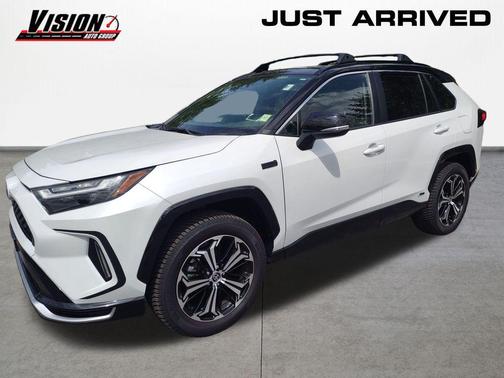 Wind Chill Pearl/Midnight Black Metallic 2023 Toyota RAV4 Prime XSE