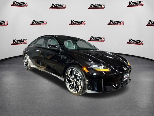 2025 Hyundai IONIQ 6 SEL