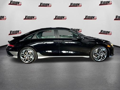 2025 Hyundai IONIQ 6 SEL