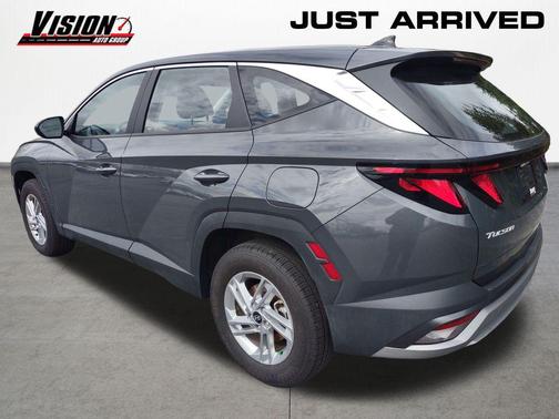Ecotronic Gray 2026 Hyundai TUCSON SE