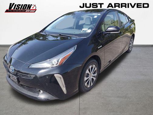 Midnight Black Metallic 2019 Toyota Prius XLE