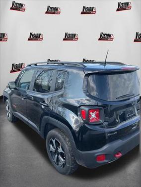 2022 Jeep Renegade Trailhawk
