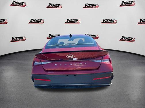 2025 Hyundai ELANTRA Sport