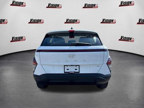 Atlas White 2026 Hyundai KONA SE