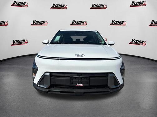 Atlas White 2026 Hyundai KONA SE