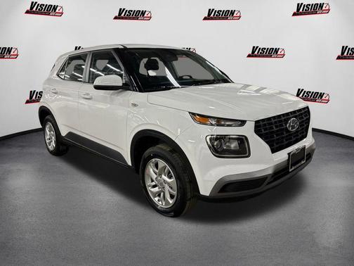 2026 Hyundai VENUE SE