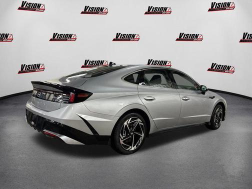 2026 Hyundai SONATA SEL