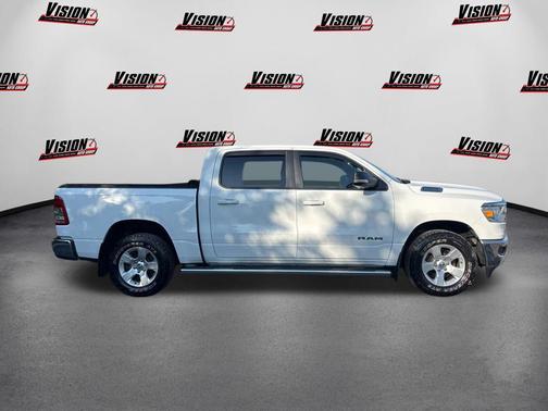 Bright White Clearcoat 2021 RAM 1500 Big Horn/Lone Star
