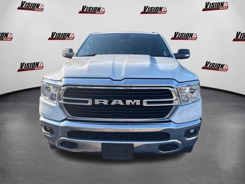 Bright White Clearcoat 2021 RAM 1500 Big Horn/Lone Star