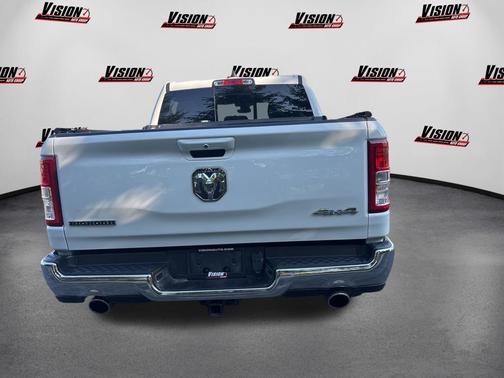 Bright White Clearcoat 2021 RAM 1500 Big Horn/Lone Star