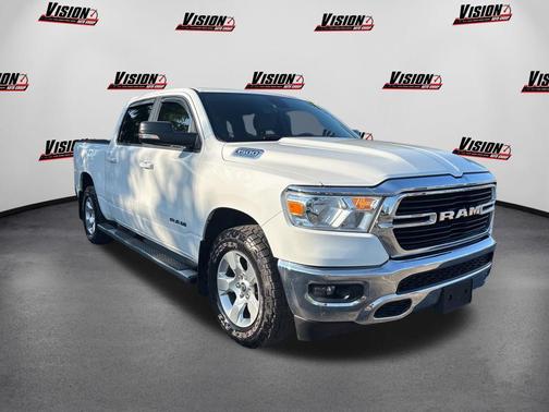 Bright White Clearcoat 2021 RAM 1500 Big Horn/Lone Star