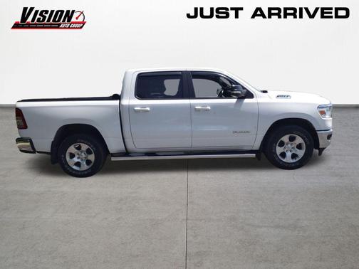 Bright White Clearcoat 2021 RAM 1500 Big Horn/Lone Star