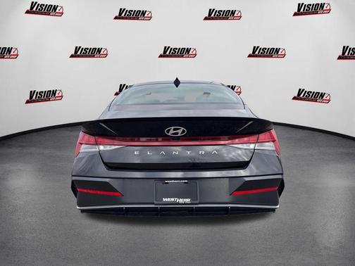 2026 Hyundai ELANTRA Sport