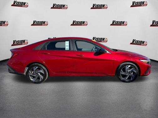 2025 Hyundai ELANTRA Sport