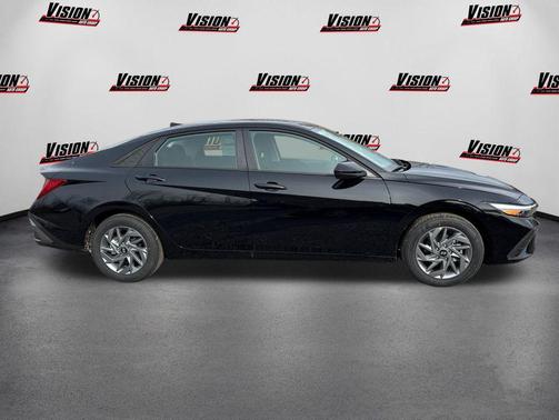 2026 Hyundai ELANTRA HEV Blue