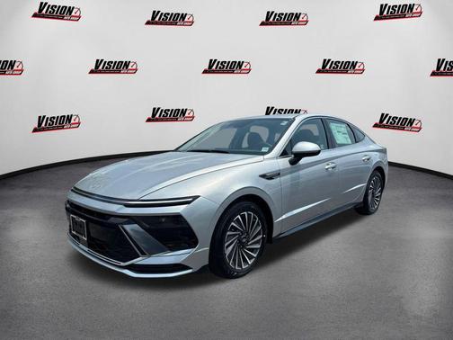 2025 Hyundai SONATA Hybrid SE