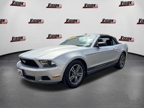 Ingot Silver 2012 Ford Mustang V6 Premium