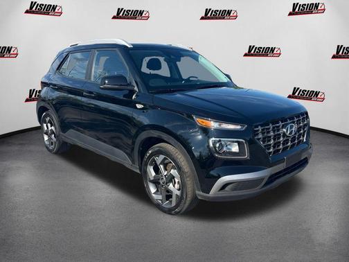 2022 Hyundai VENUE SEL