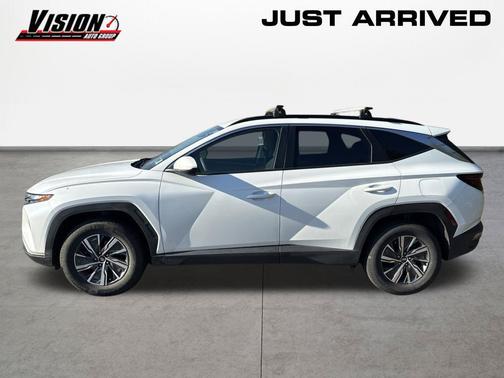White Pearl 2024 Hyundai TUCSON Hybrid Blue