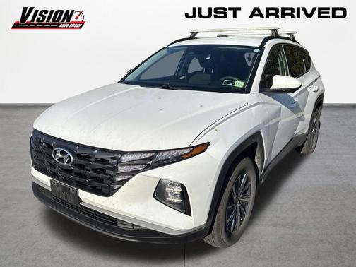 White Pearl 2024 Hyundai TUCSON Hybrid Blue