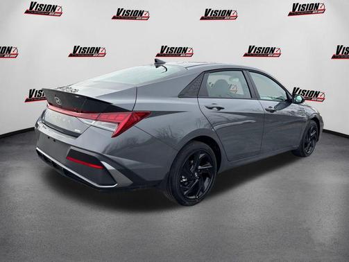 2026 Hyundai ELANTRA HEV SEL Sport