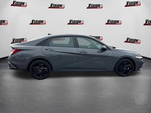 2026 Hyundai ELANTRA HEV SEL Sport