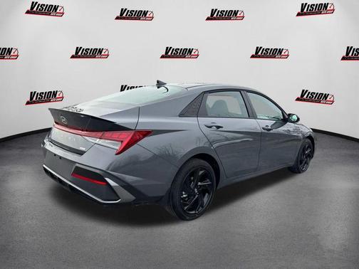 2026 Hyundai ELANTRA HEV SEL Sport