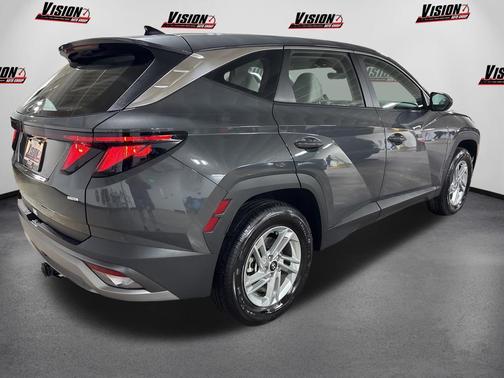 Ecotronic Gray 2026 Hyundai TUCSON SE
