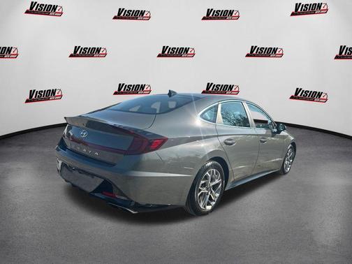 2022 Hyundai SONATA SEL