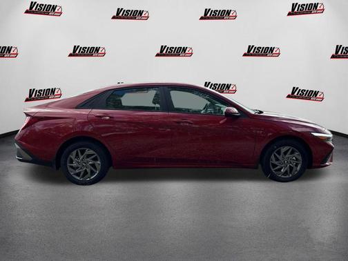 2025 Hyundai ELANTRA HEV Blue