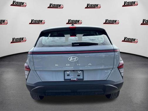 Cyber Gray Metallic 2026 Hyundai KONA SE