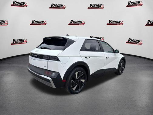 2025 Hyundai IONIQ 5 SE