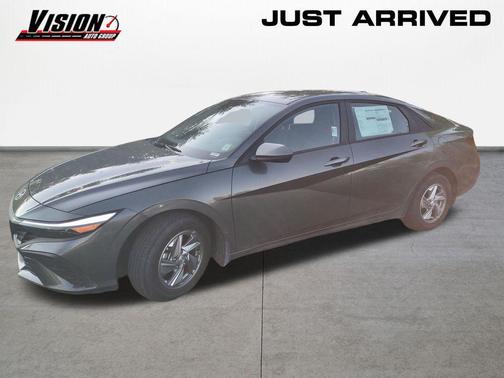 Amazon Gray 2026 Hyundai ELANTRA SE