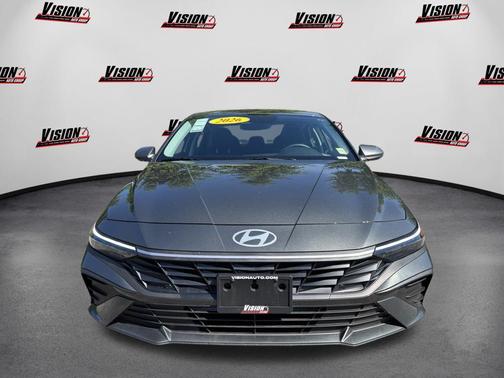 Amazon Gray 2026 Hyundai ELANTRA SE