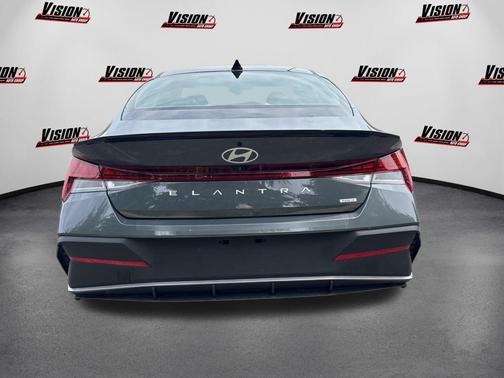 Ecotronic Gray 2025 Hyundai ELANTRA HEV SEL Sport