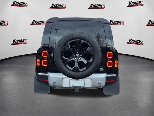 2023 Land Rover Defender 90 S