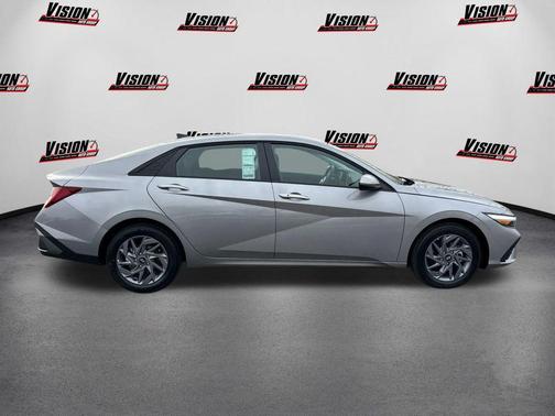 2026 Hyundai ELANTRA HEV Blue