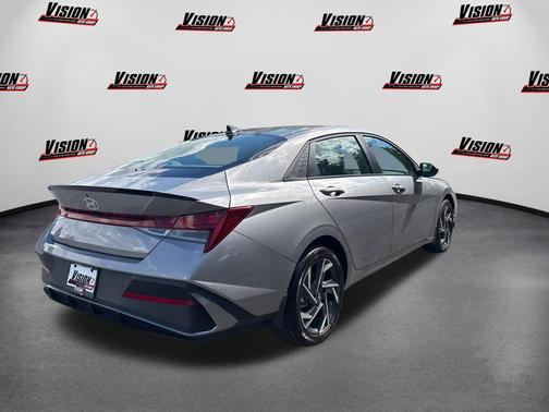 Fluid Metal 2025 Hyundai ELANTRA HEV SEL Sport