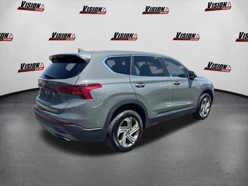 2022 Hyundai SANTA FE SE