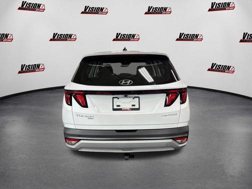 2026 Hyundai TUCSON Hybrid Blue SE