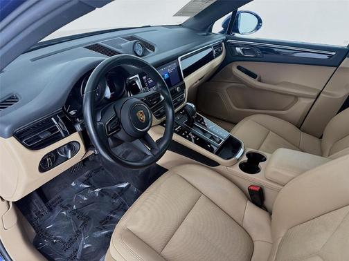 2023 Porsche Macan 