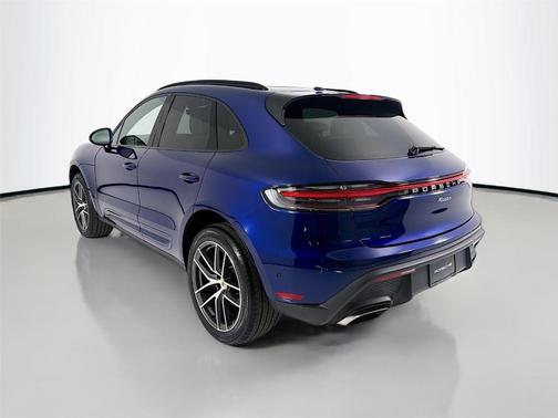 2023 Porsche Macan 