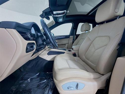 2023 Porsche Macan 