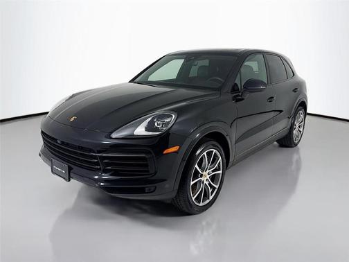 Chromitblack Metallic 2023 Porsche Cayenne