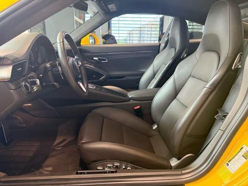 2019 Porsche 911 Turbo S