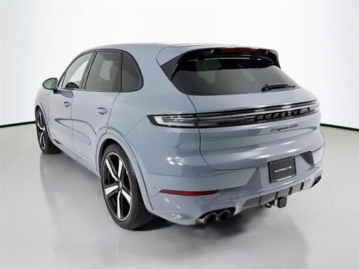 2026 Porsche Cayenne GTS